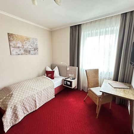 Hotel Mutz Garni Inning am Ammersee Eksteriør bilde